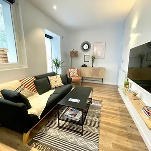 Le Patio**** T3 Avec Terrasse, Centre D'aix-les-b. Appartement Aix-les-Bains